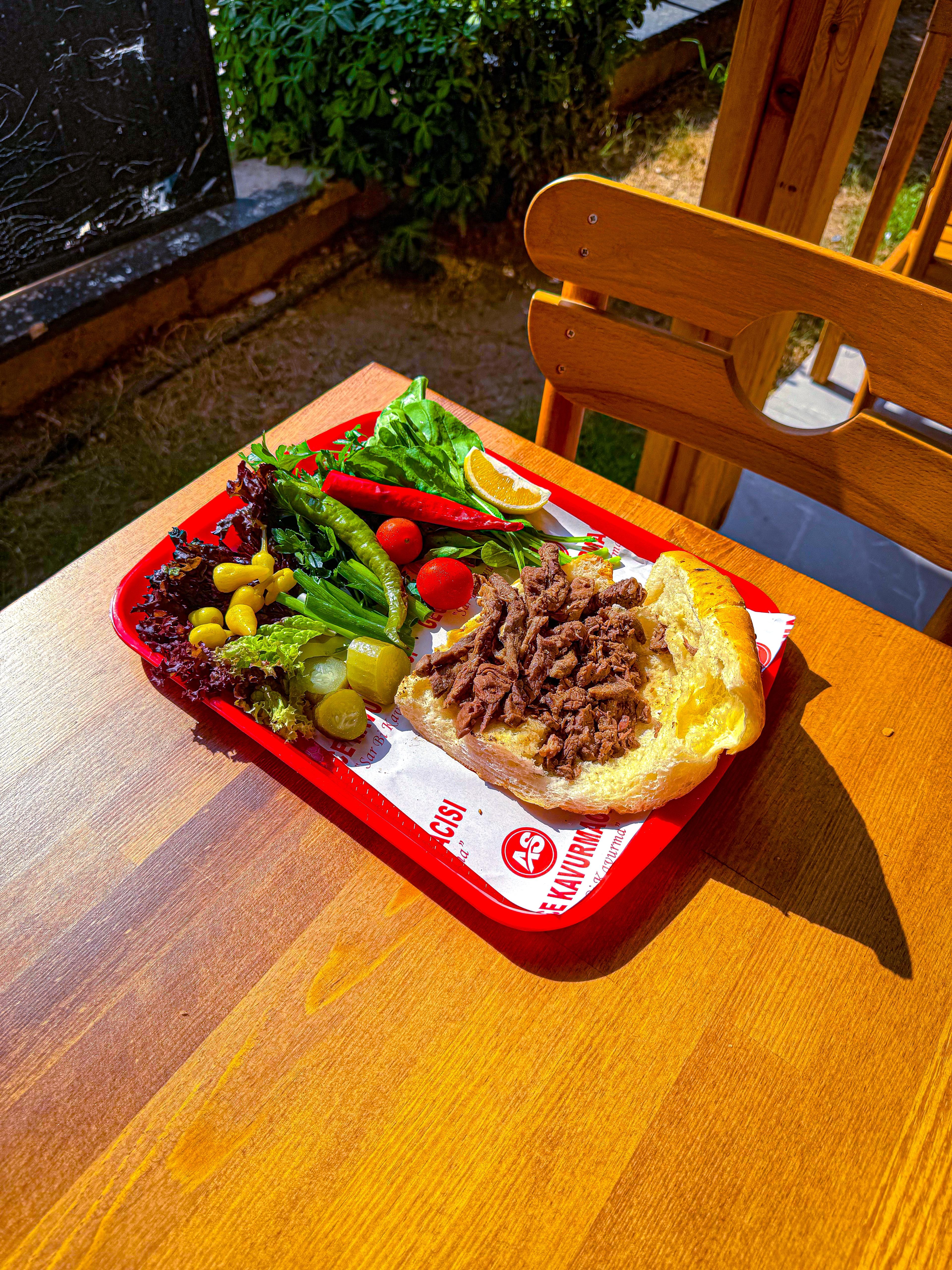 �EKMEK ARASI YARIM KAVURMA